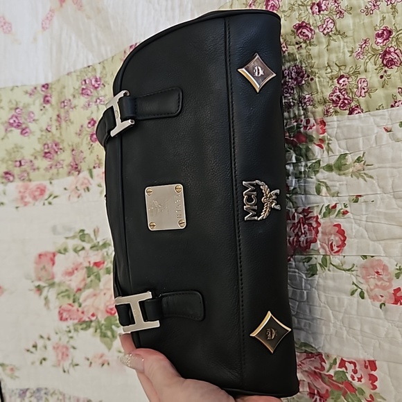 MCM Refurbished Matte Black Leather Boston Bag - Picture 3 of 11